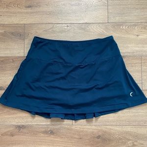ZYIA navy blue golf/tennis  skirt, size M 8-10 new never warn no tags.